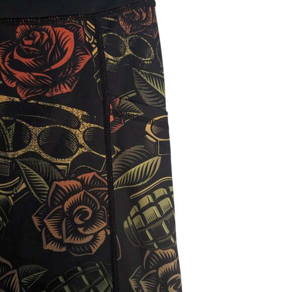 CVG Constantly Varied Gear Weapons Rose Leggings Womens Size XS Black Ombre - Picture 3 of 6